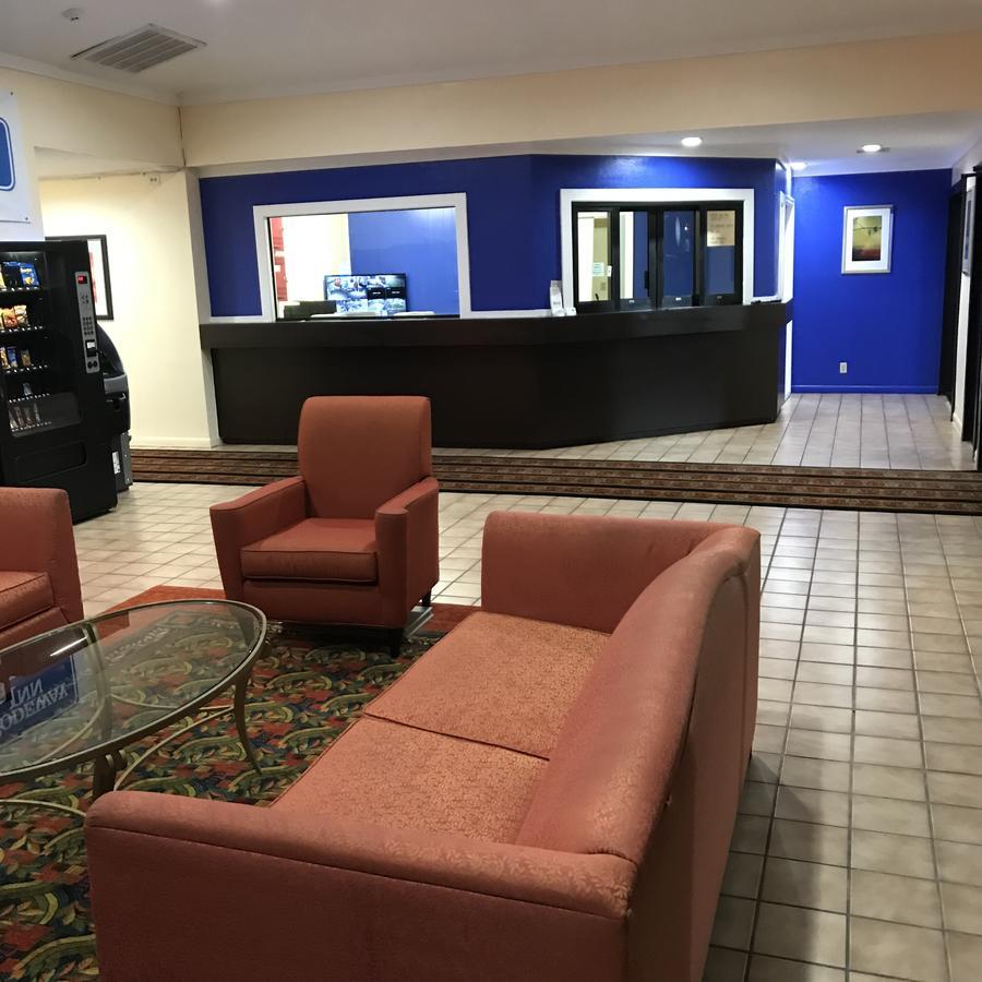 Relax Inn Channelview Exterior photo