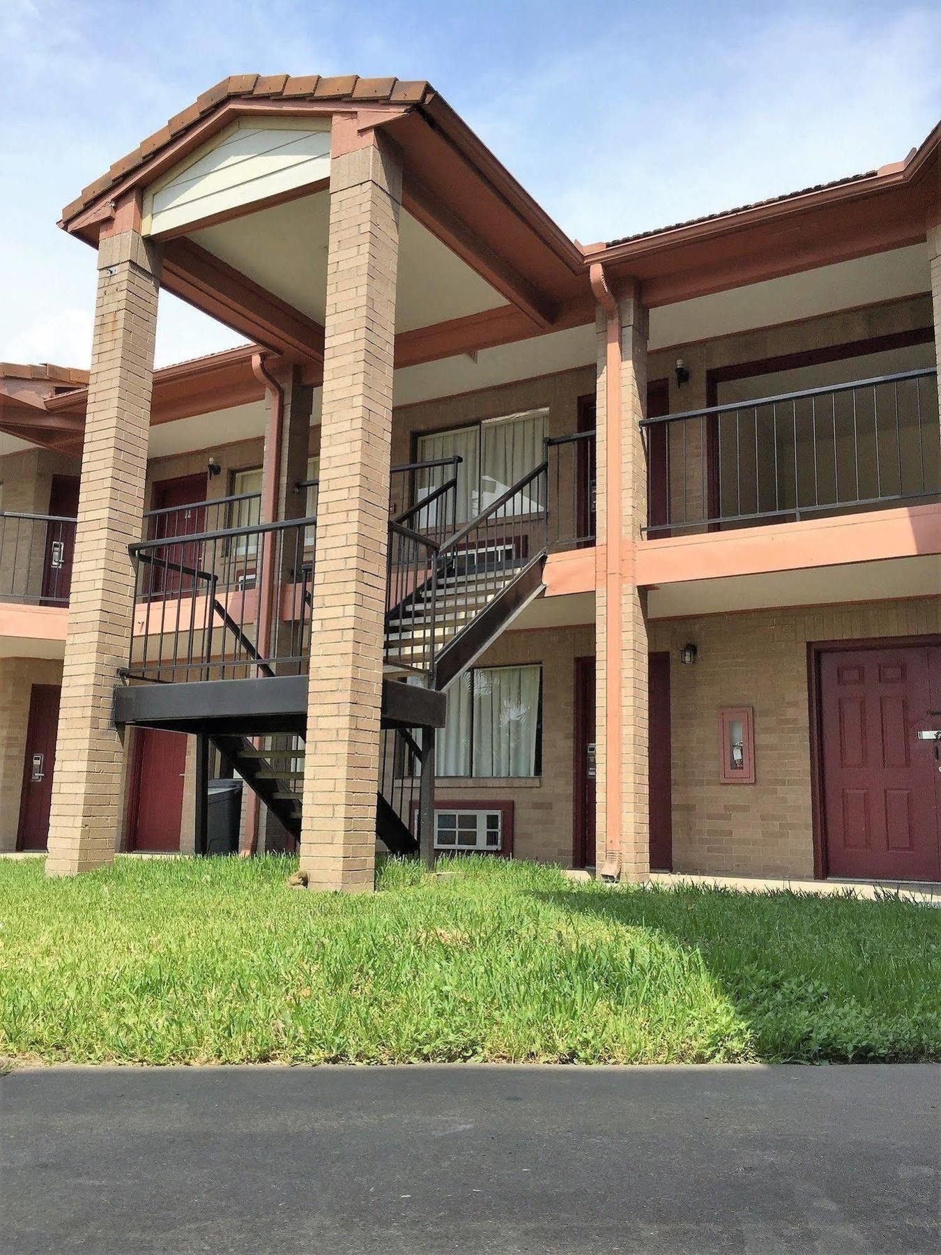 Relax Inn Channelview Exterior photo
